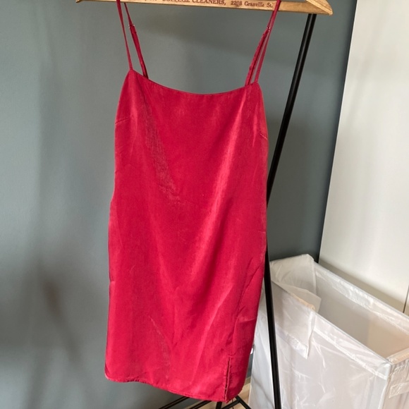Red UO Satin Slip Dress - Picture 2 of 4